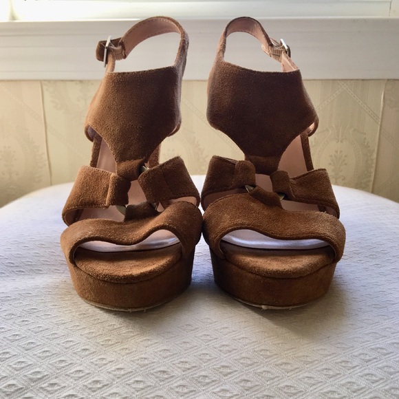 Sexy Sole Society “Evelyn” stacked wooden heels 👠 - Picture 3 of 7